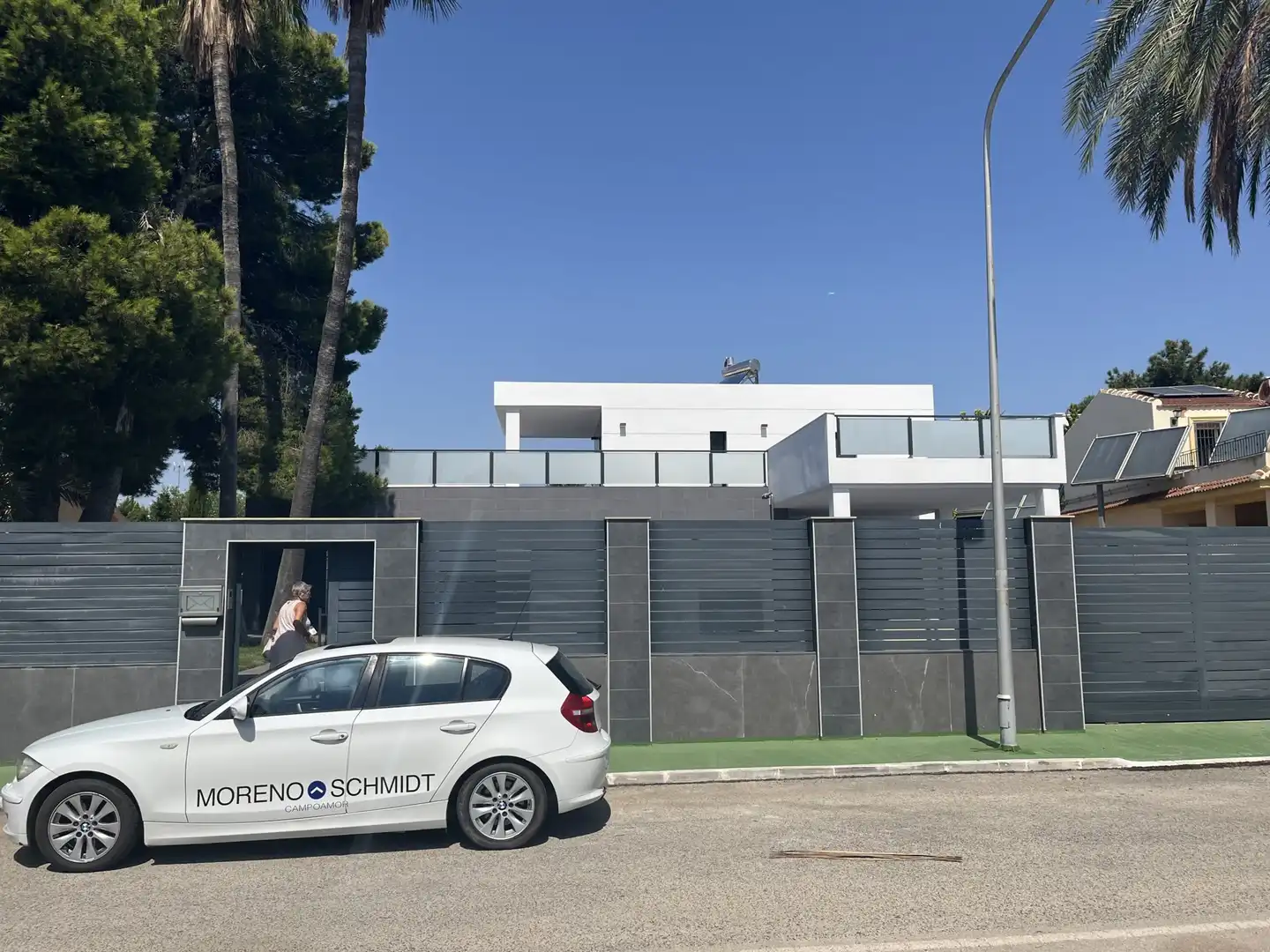 Vista exterior de Casa o chalet en venta en Orihuela con Jardín privado, Terraza y Piscina