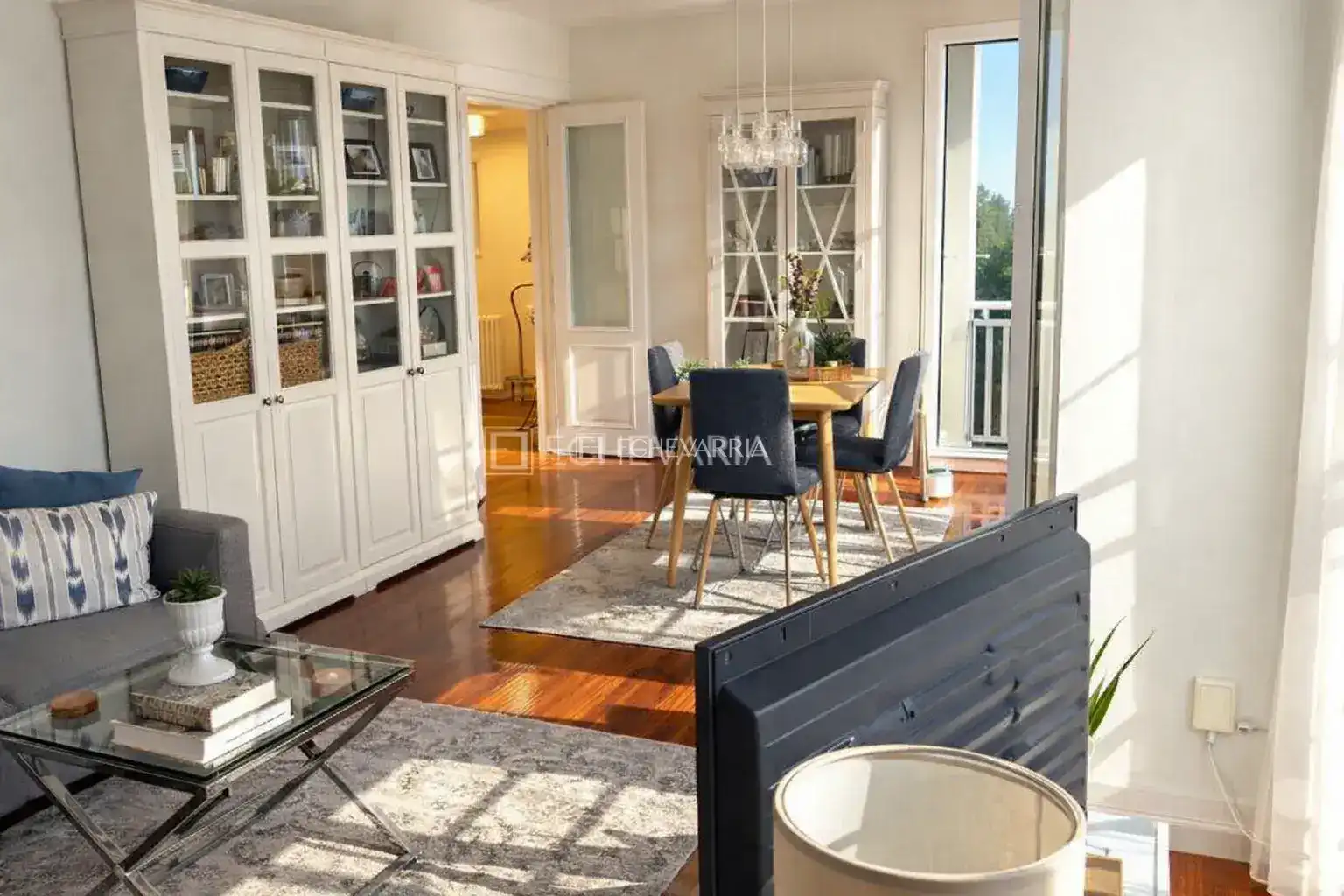 Piso con jardín en venta en Las Arenas