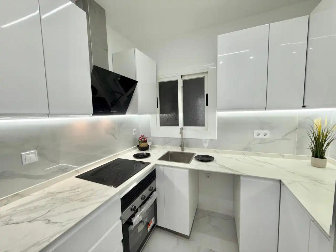Kitchen of Flat for sale in Getafe  with Air Conditioner