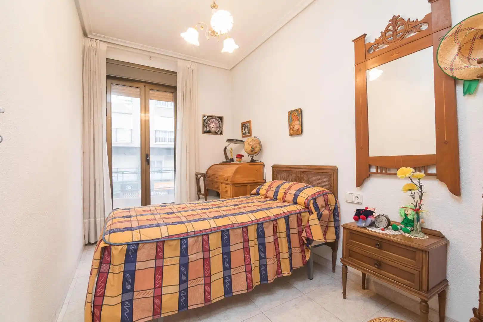 Habitación de Casa o chalet en venta en Elche / Elx con Terraza y Balcón