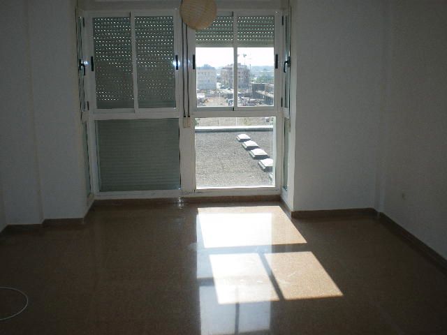 Bedroom of Flat to rent in Paiporta  with Storage room and Oven