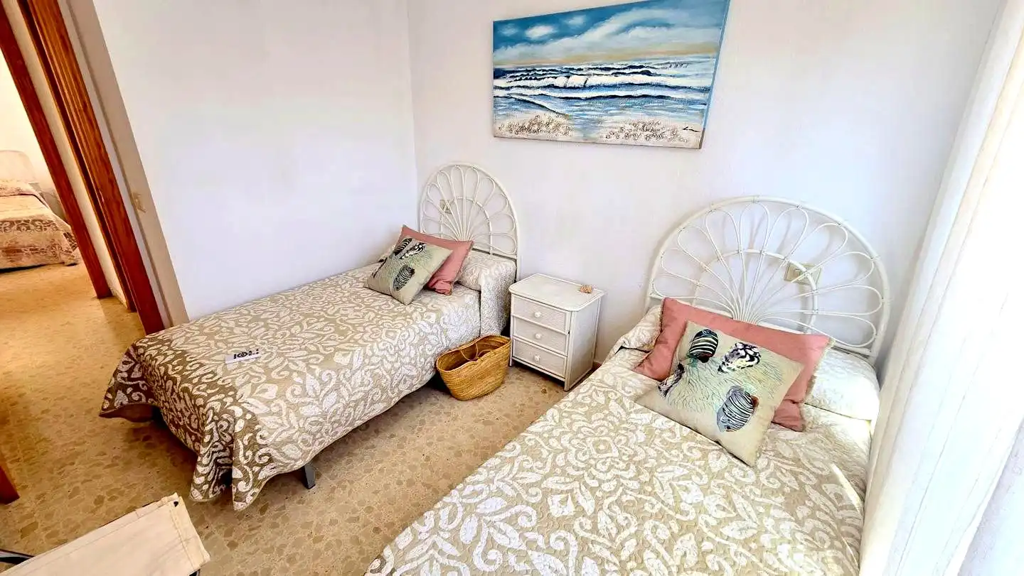 Bedroom of Apartments for rent in Gandia  with Terrace, Furnished and Community pool