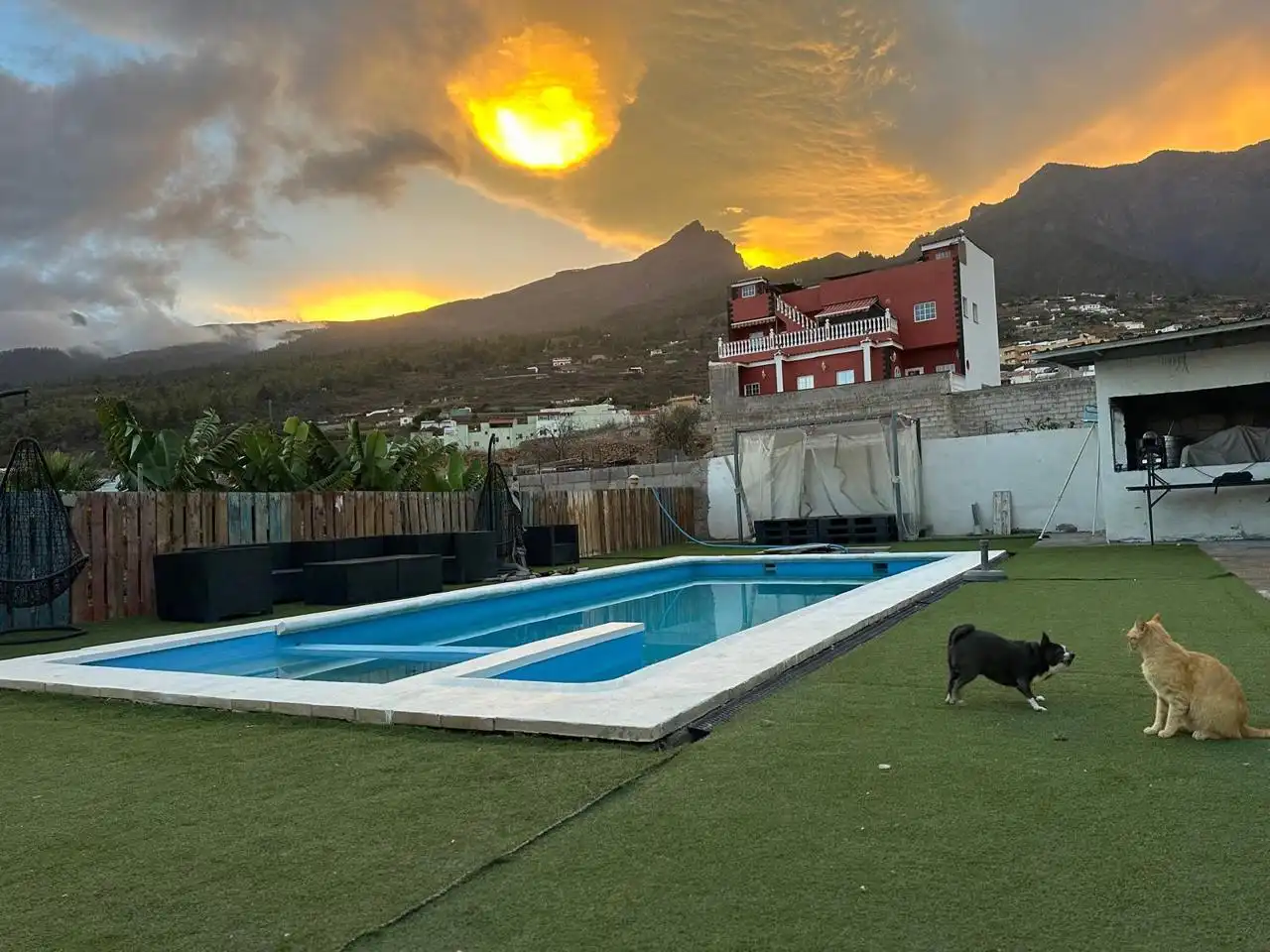 House with terrace for sale in Travesia los Barreto