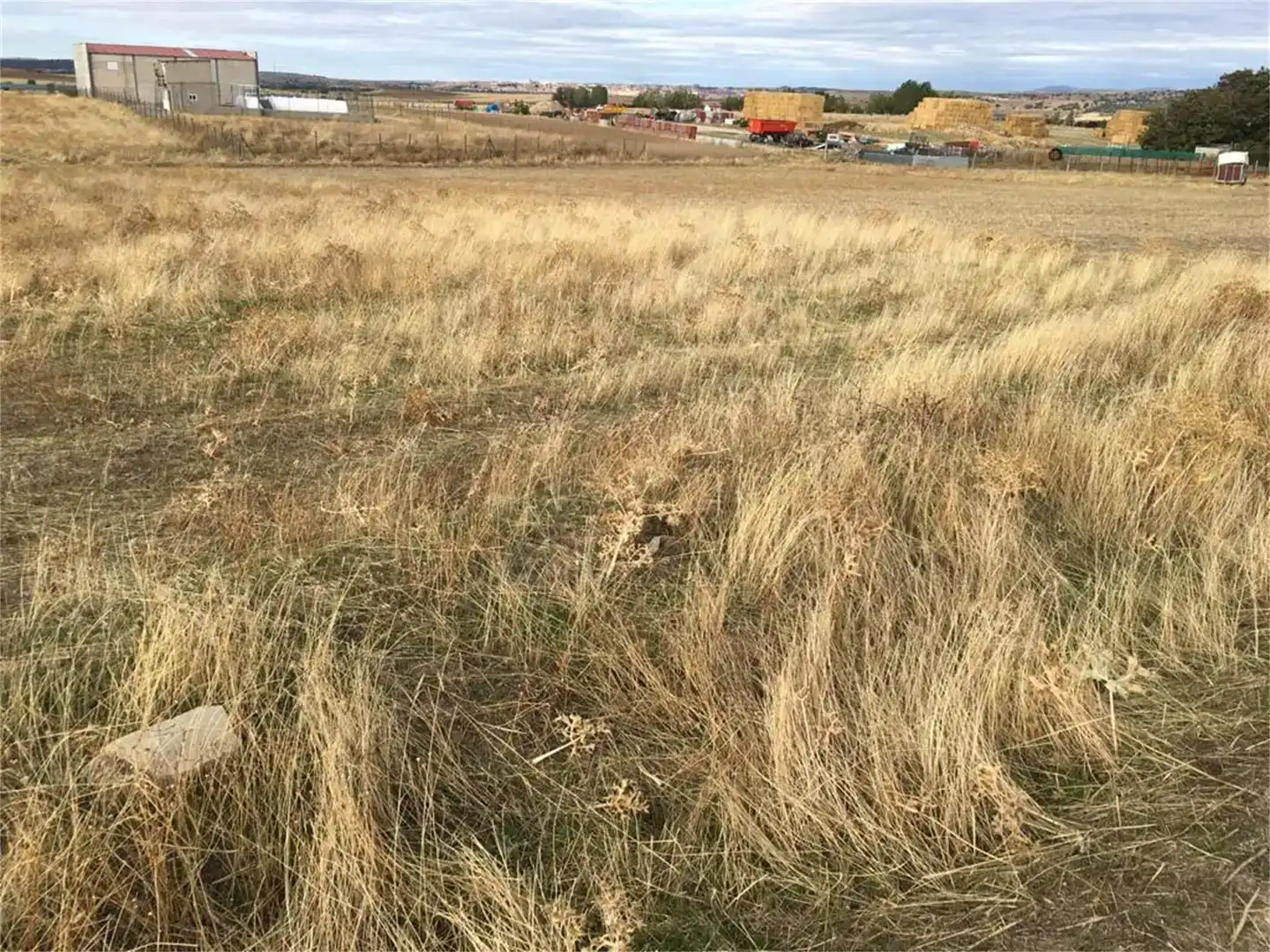 Land for sale in Gemuño, Ávila