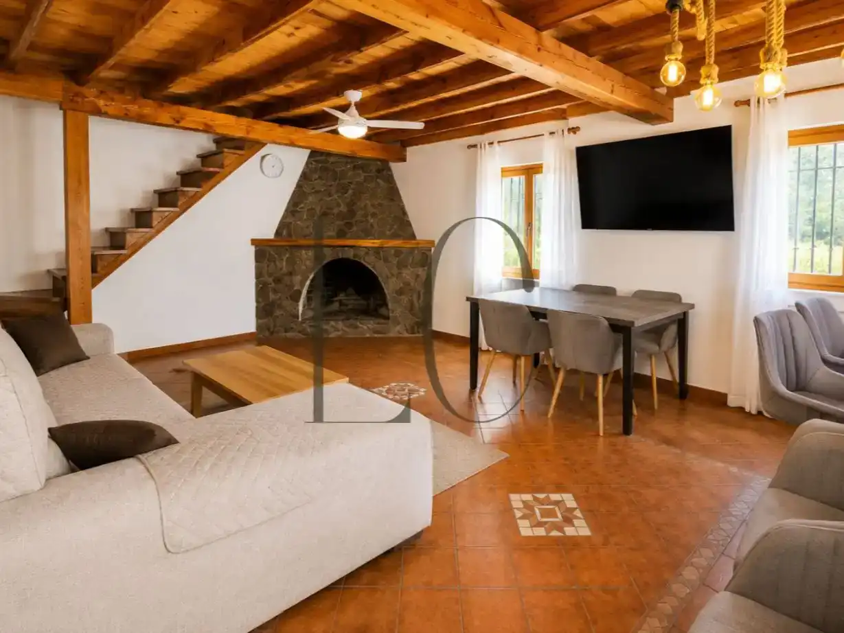 Sala de estar de Piso en venta en La Tala con Jardín privado, Trastero y Amueblado