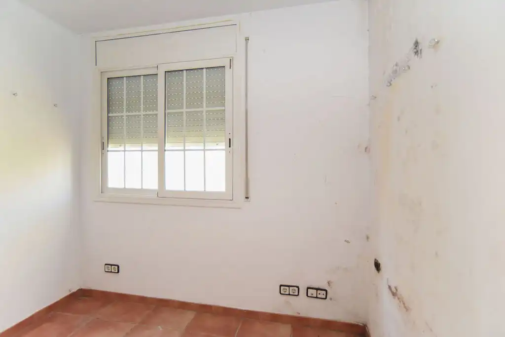 Habitación de Casa o chalet en venta en Castellar del Vallès con Calefacción