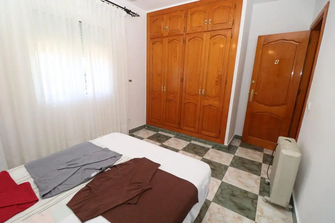 Habitación de Casa o chalet de alquiler en Guaro con Jardín privado, Terraza y Trastero