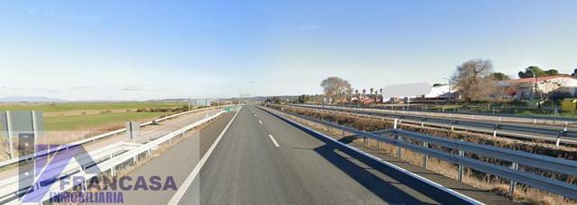 Nave industrial en Venta en Calzada de Oropesa