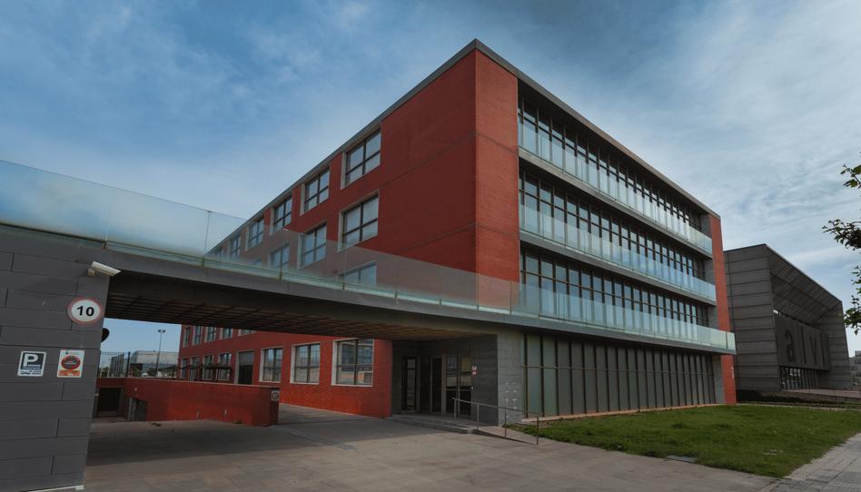 Foto 1 de Oficina de alquiler en Sant Cosme -La Granja, Barcelona