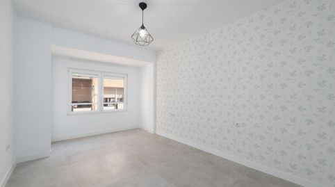 Foto 3 de Piso en venta en Calle Espronceda, Carolinas Bajas, Alicante / Alacant