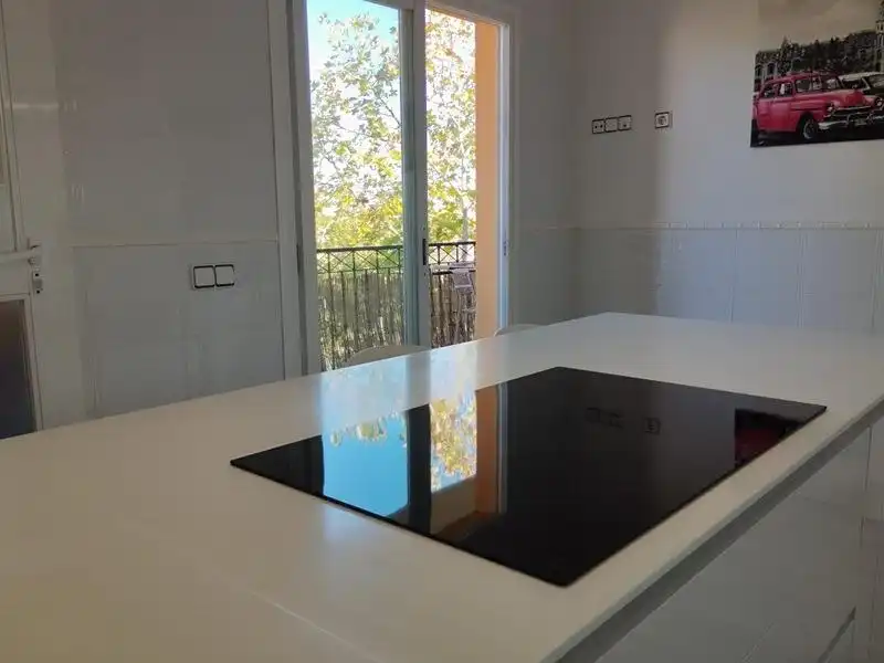 Cuina de Pis de lloguer en  Palma de Mallorca amb Aire condicionat, Calefacció i Parquet
