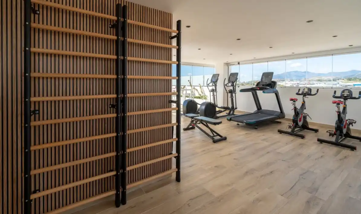 Wohnung zur Miete in Marbella mit Klimaanlage, Heizung und Terrasse