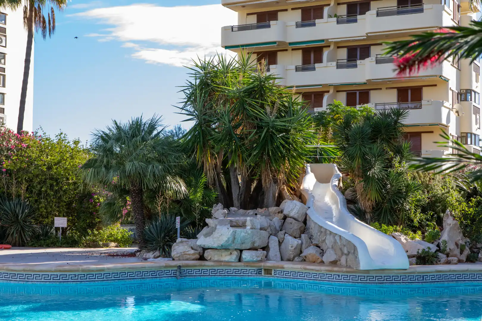 Schwimmbecken von Wohnung zur Miete in Dénia mit Klimaanlage, Heizung und Terrasse