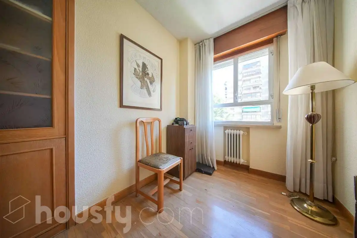Habitación de Piso en venta en Madrid con Aire acondicionado, Calefacción y Jardín privado
