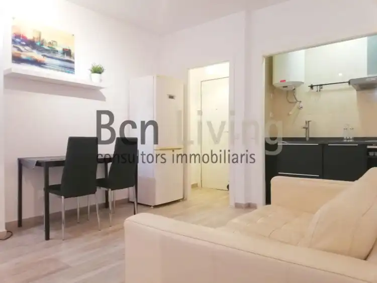 Bedroom of Flat for rent in Barcelona  with Furnished, Oven and Washing machine
