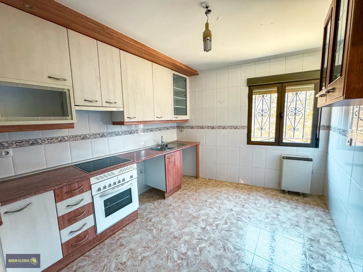 Kitchen of Detached homes for sale in Buitrago del Lozoya  with Heating, Storage room and Balcony
