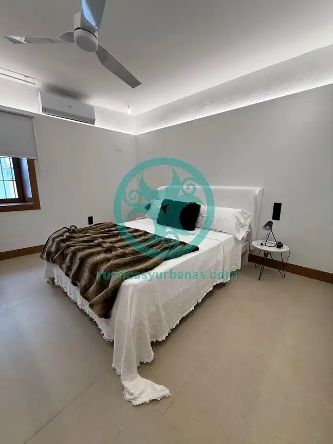 Habitación de Casa o chalet de alquiler en Cáceres con Aire acondicionado, Amueblado y Se aceptan mascotas