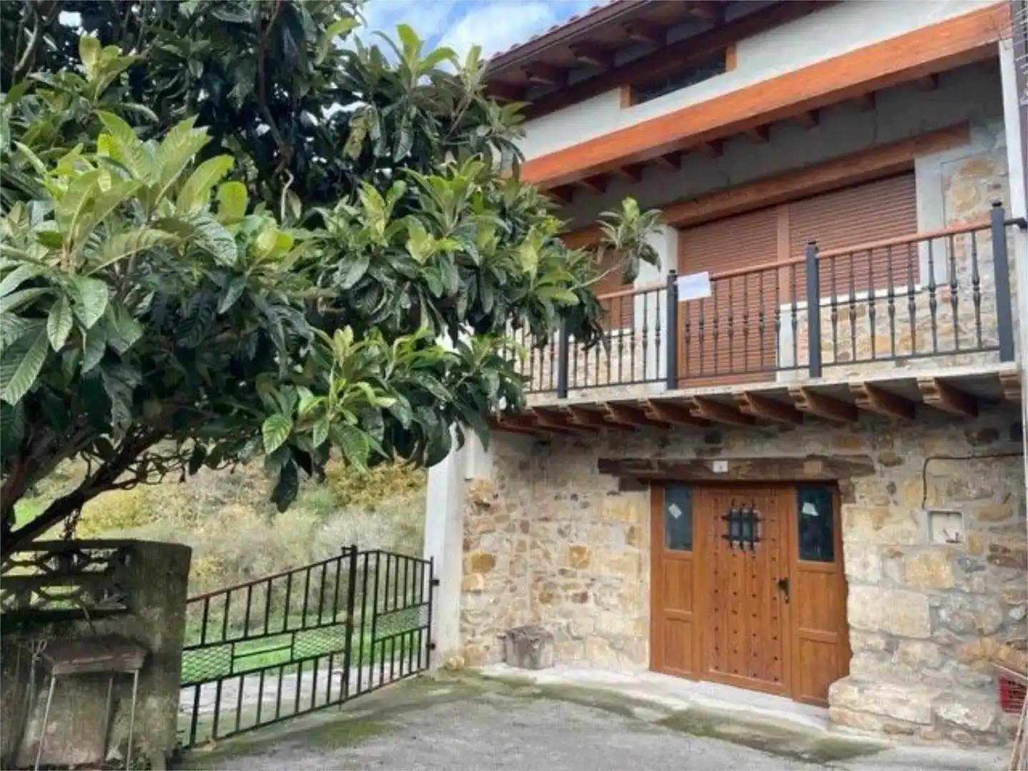 Vista exterior de Piso en venta en Limpias con Jardín privado