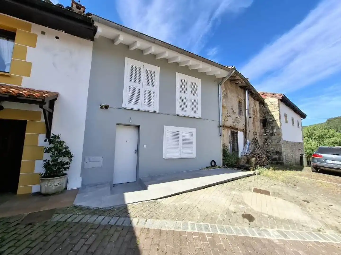 Exterior view of Detached homes for rent in Udías  with Heating, Parquet flooring and Furnished