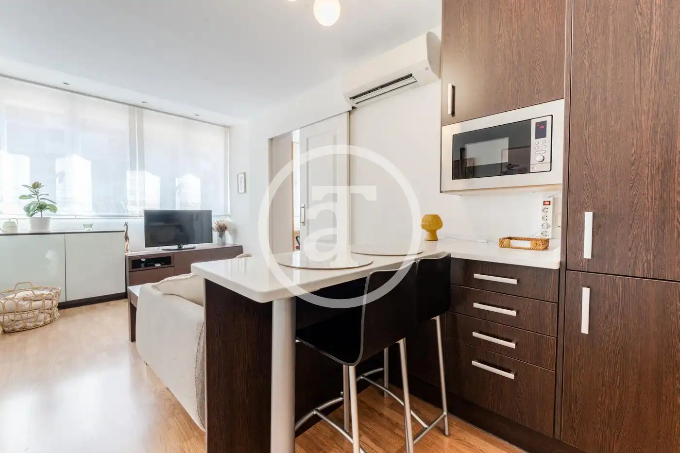 Kitchen of Flat for rent in Madrid  with Heating, Furnished and Oven