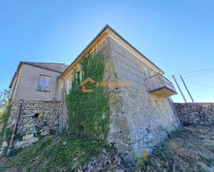 Vista exterior de Casa o xalet en venda en Xunqueira de Ambía amb Balcó