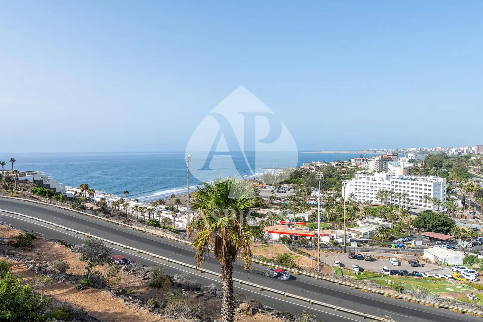Vista exterior de Àtic de lloguer en San Bartolomé de Tirajana amb Moblat i Balcó