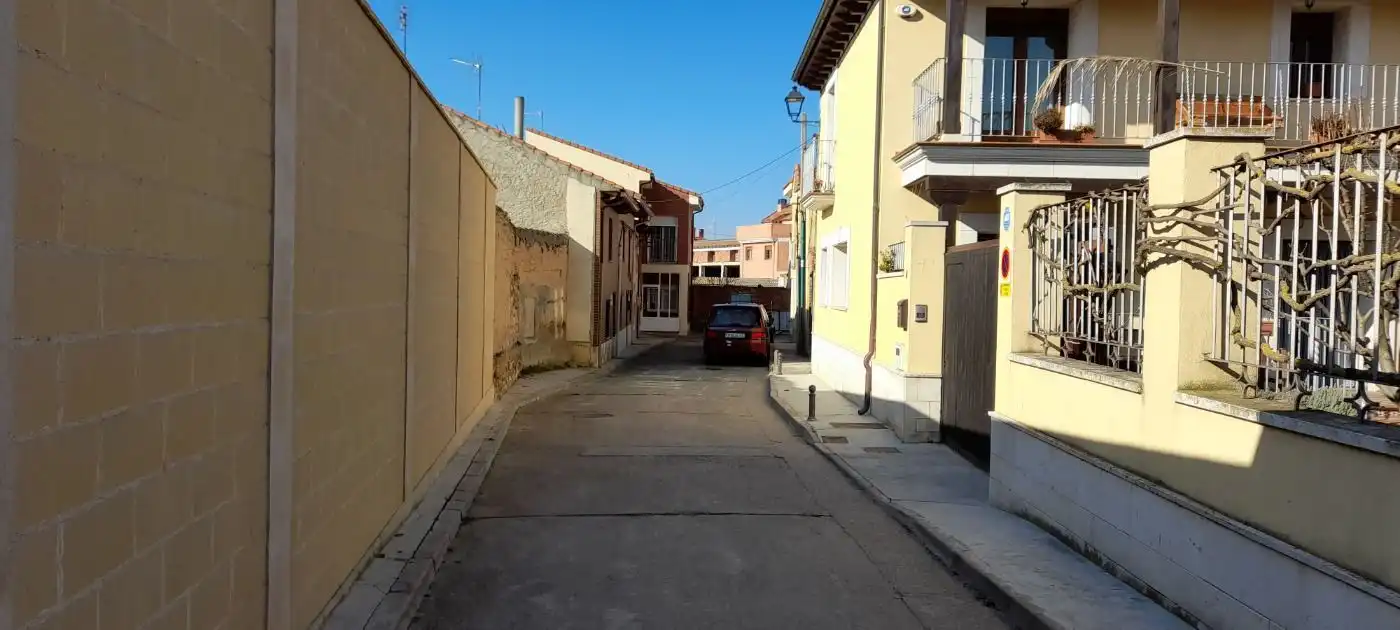 Vista exterior de Residencial en venta en Cigales