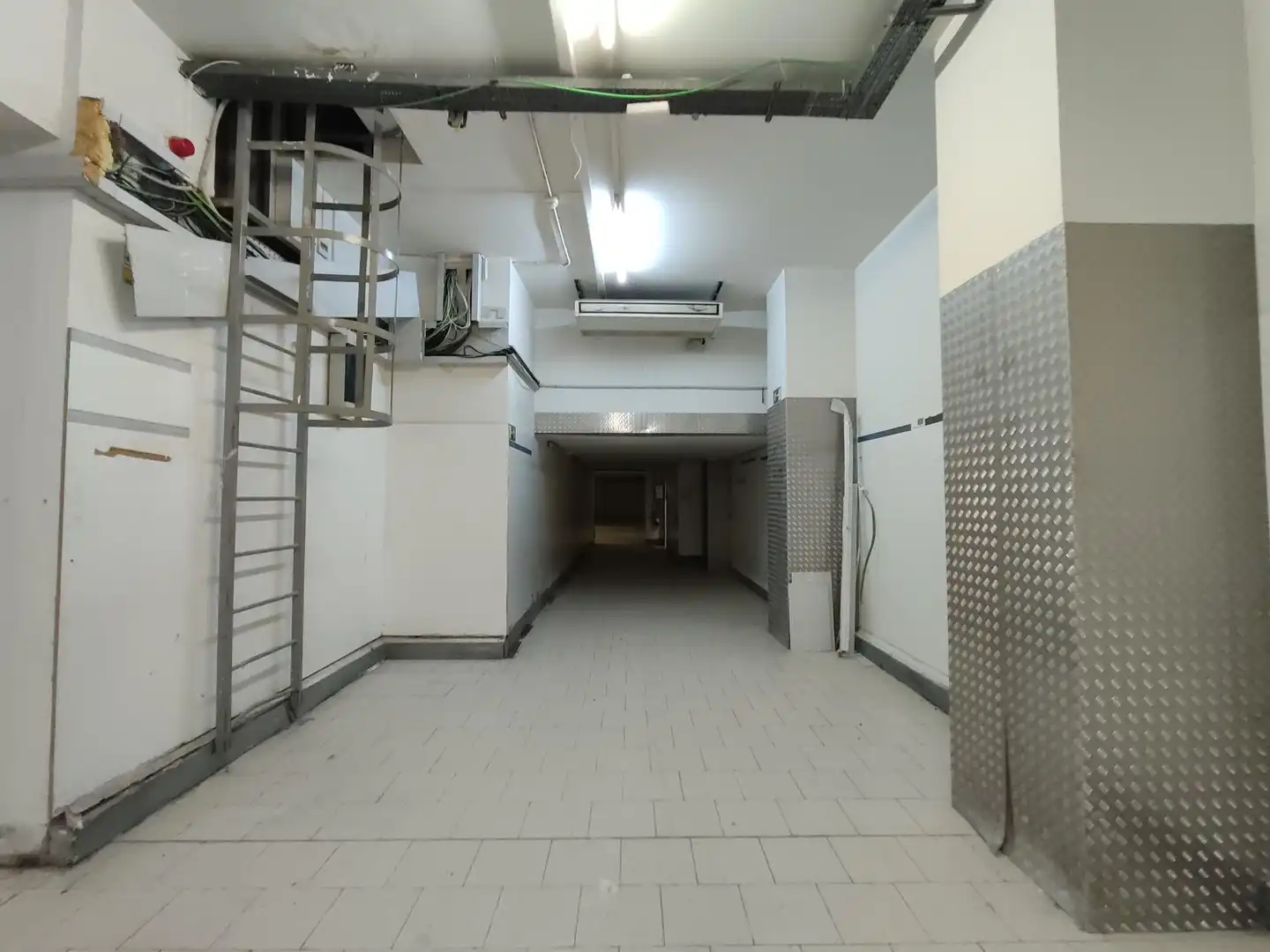 Business premises for sale in Calle Jon Arrospide, imagen 14