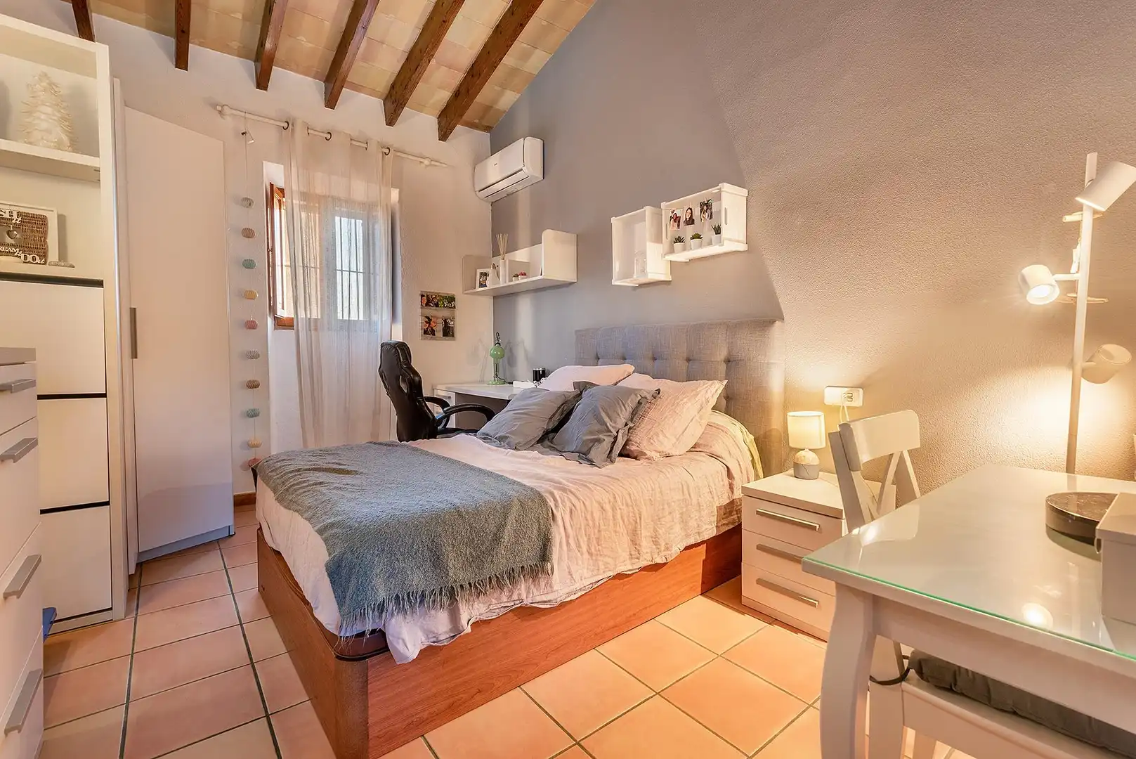 Habitación de Finca rústica en venta en  Palma de Mallorca con Calefacción, Jardín privado y Terraza