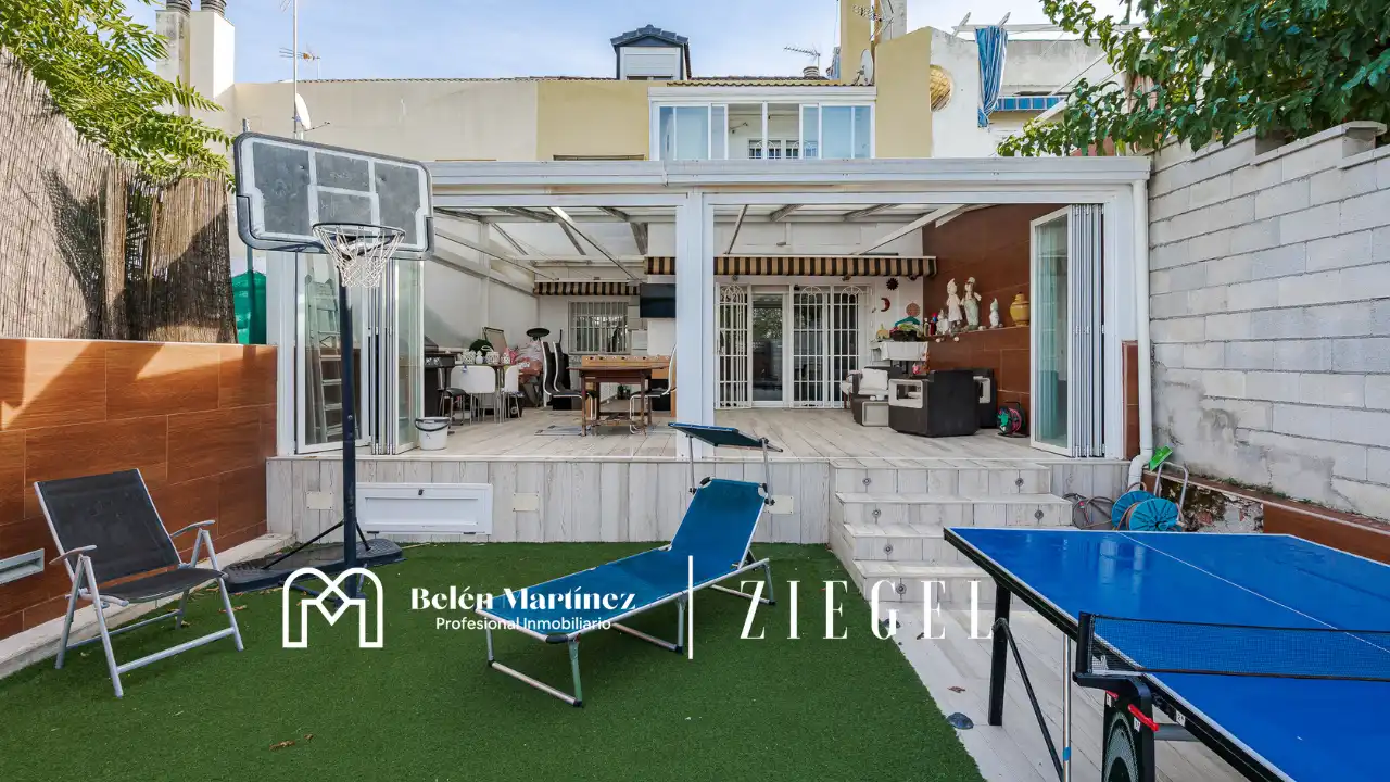 Terraza de Casa o chalet en venta en Urbanizaciones