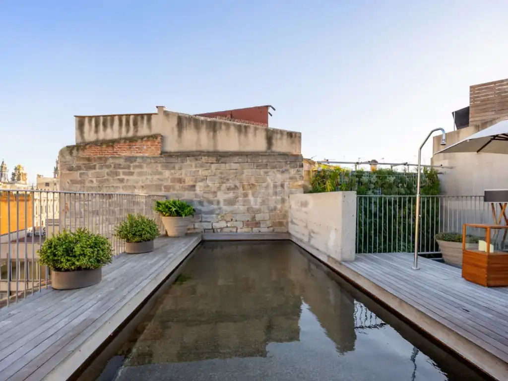 Terrassa de Apartament de lloguer en Barcelona amb Piscina i Moblat