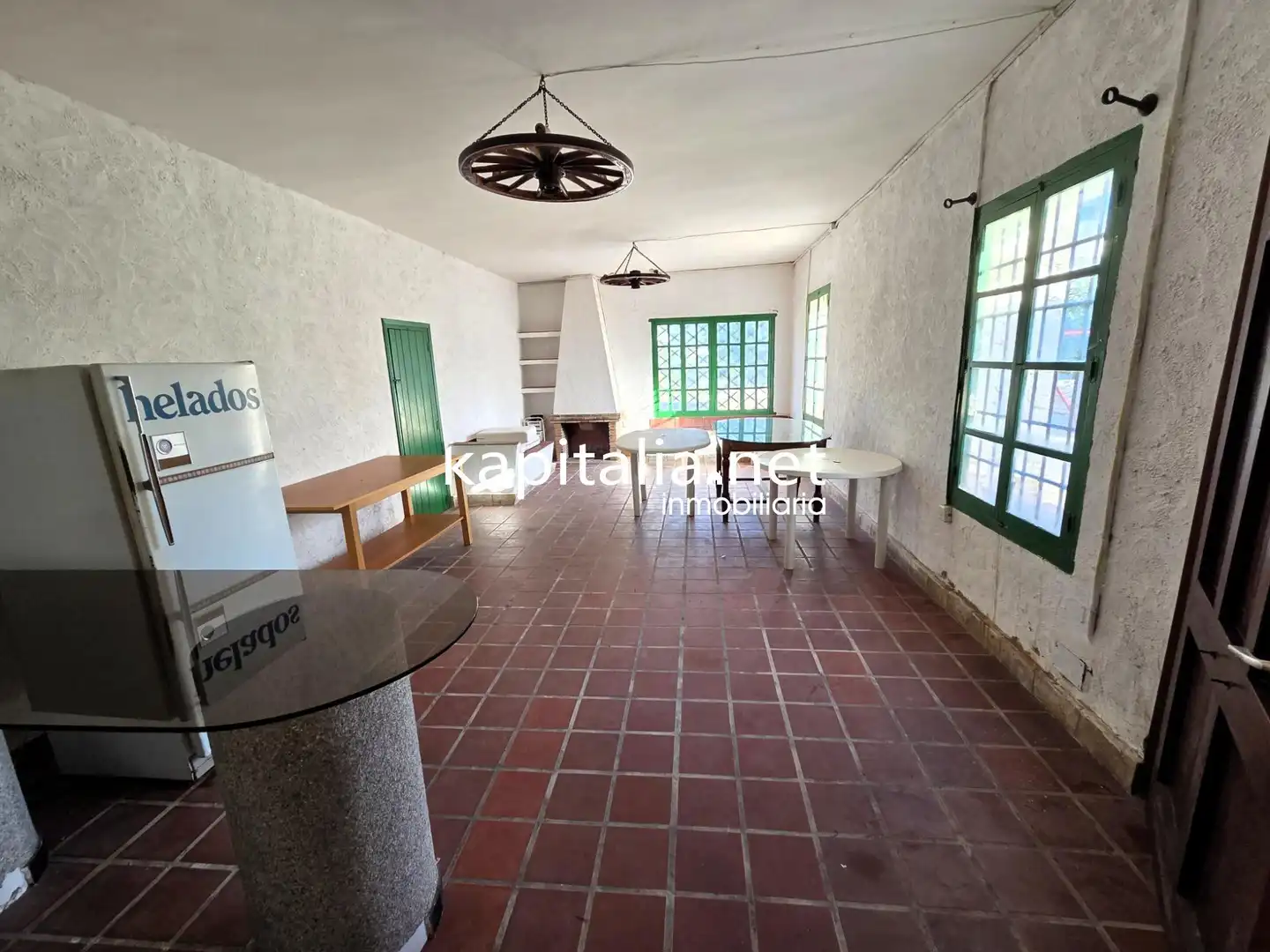 Cuina de Casa o xalet en venda en Ontinyent amb Jardí privat, Traster i Piscina comunitària