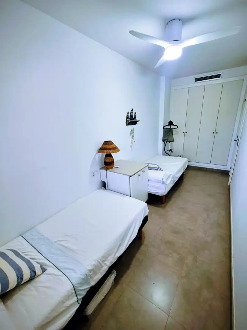 Dormitori de Apartament en venda en Oropesa del Mar / Orpesa amb Aire condicionat, Jardí privat i Terrassa