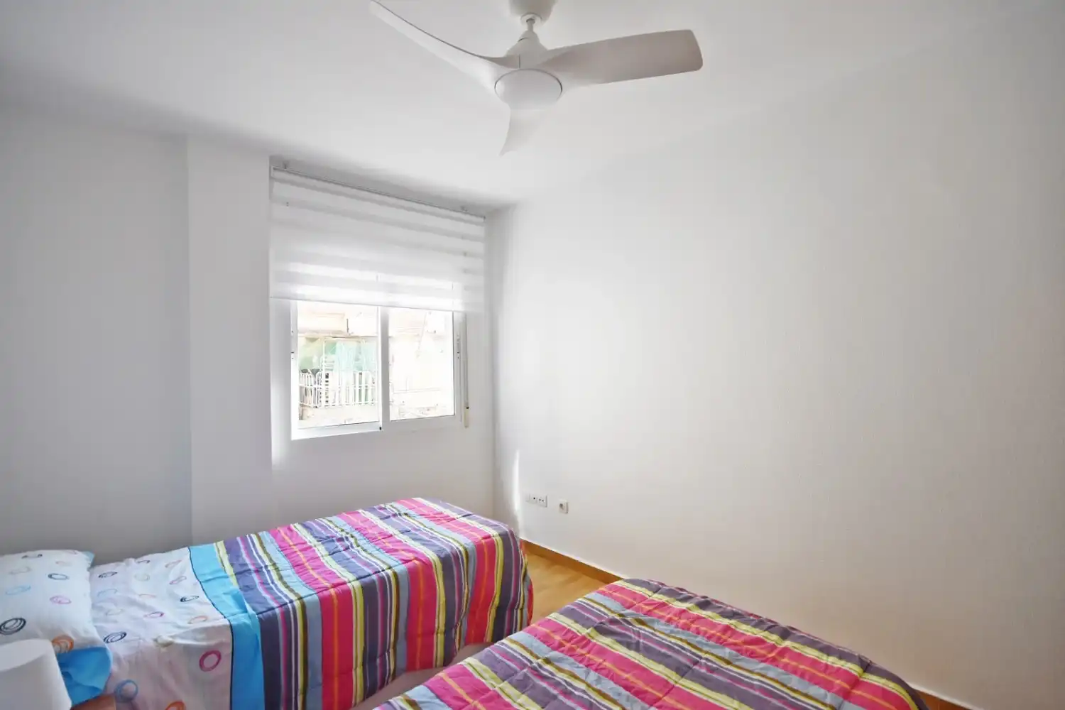Habitación de Apartamento de alquiler en Mazarrón con Aire acondicionado, Calefacción y Terraza