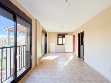 Apartament amb balcó en venda a Los Collados-Los Geraneos