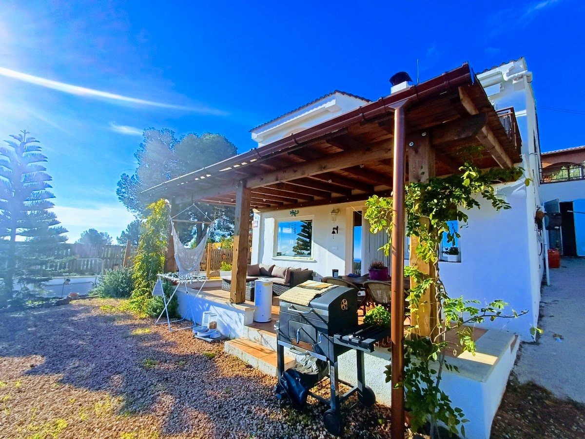 Garden of House or chalet for sale in Riudecanyes  with Air Conditioner and Furnished