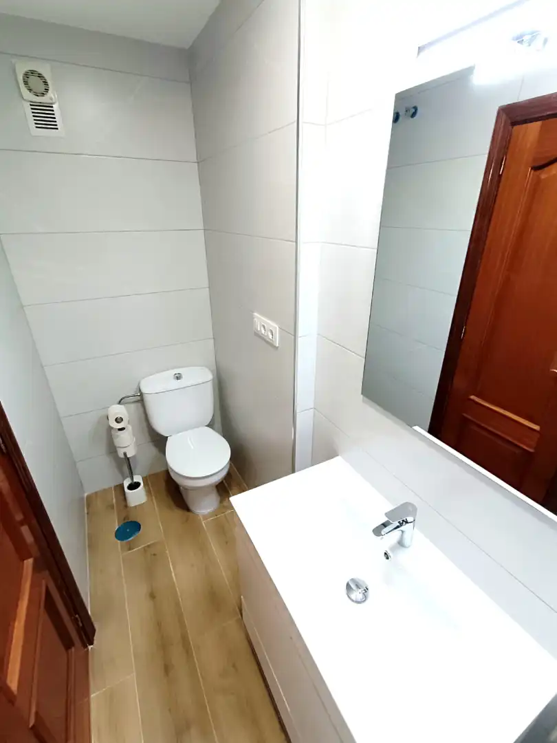 Badezimmer von Wohnung zur Miete in Badajoz mit Klimaanlage, Möbliert und Ofen