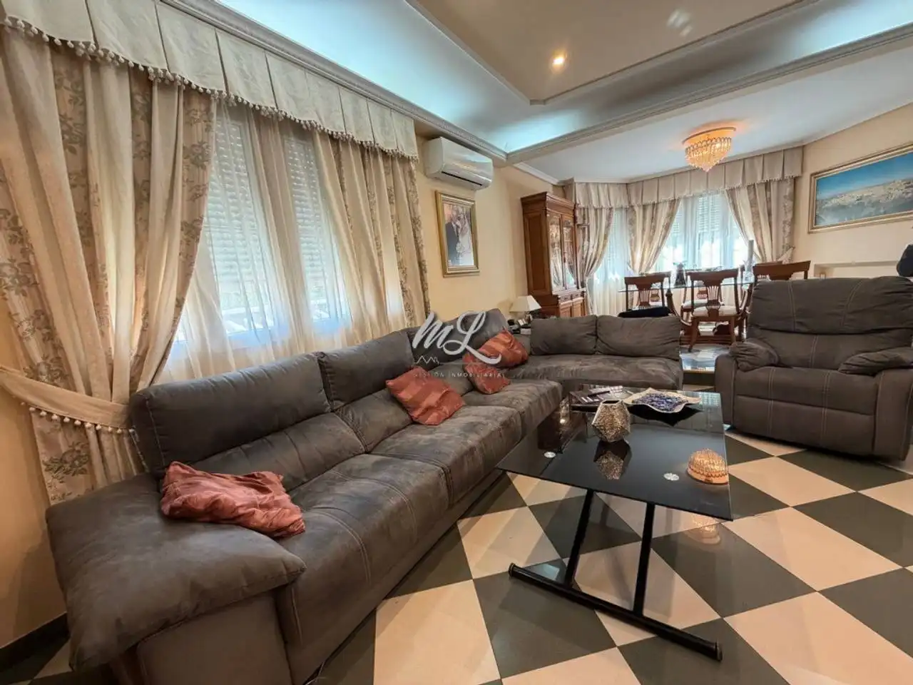 Sala d'estar de Casa o xalet en venda en Nambroca amb Aire condicionat, Calefacció i Terrassa