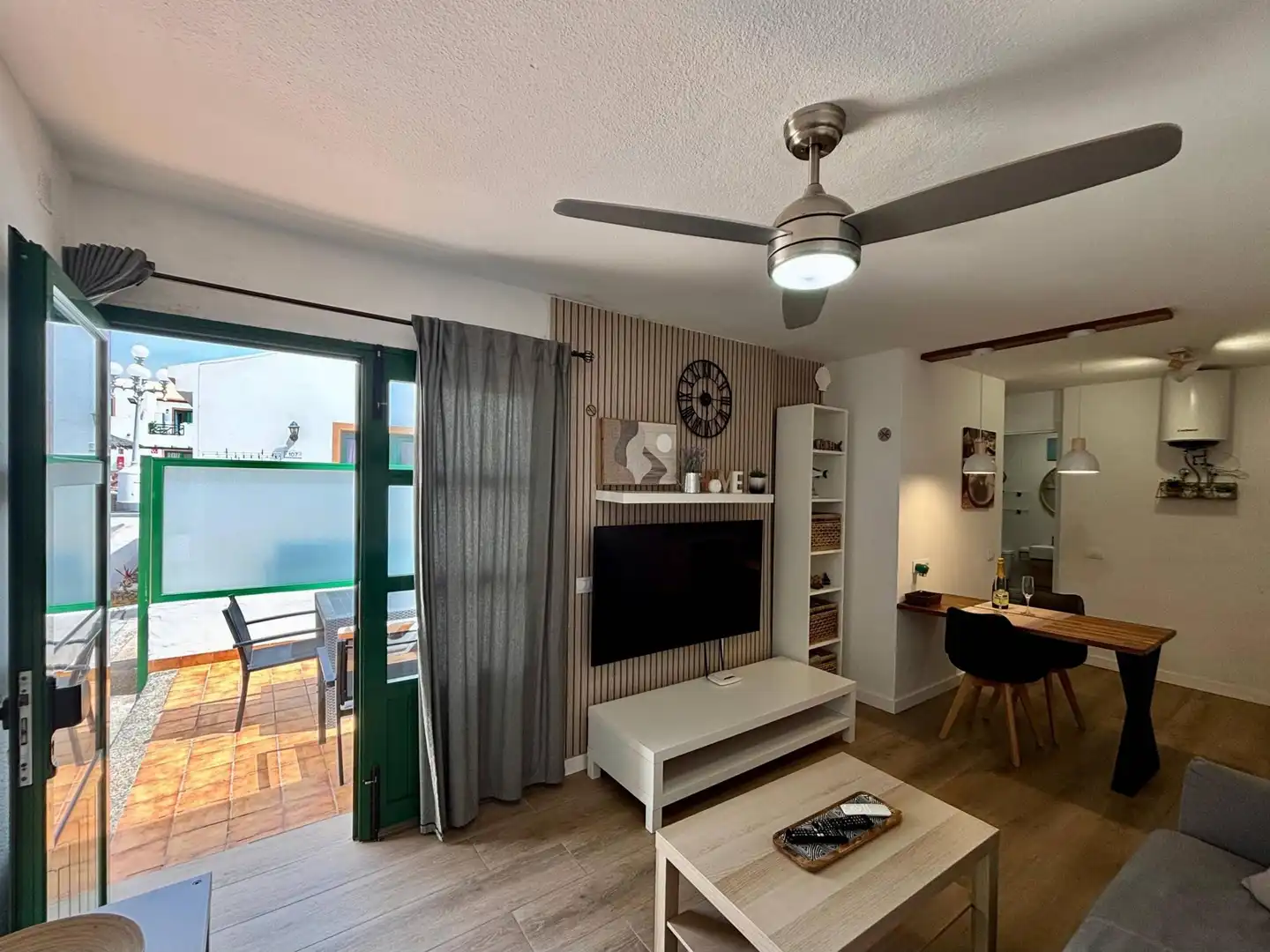 Sala d'estar de Apartament en venda en Antigua amb Jardí privat, Terrassa i Moblat