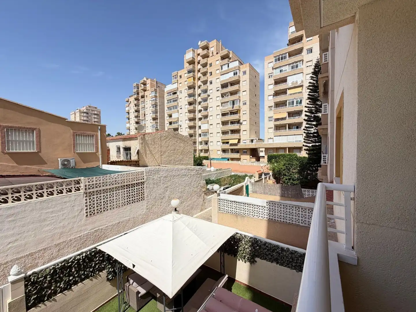 Vista exterior de Apartament en venda en Torrevieja