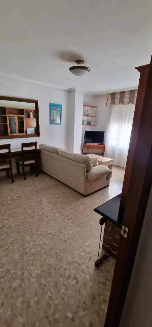 Study for rent in Ensanche - Parque del Oeste