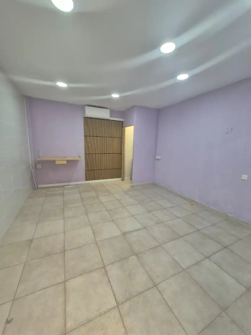 Local comercial en venta en La Banda - Campo de Fútbol, imagen 3