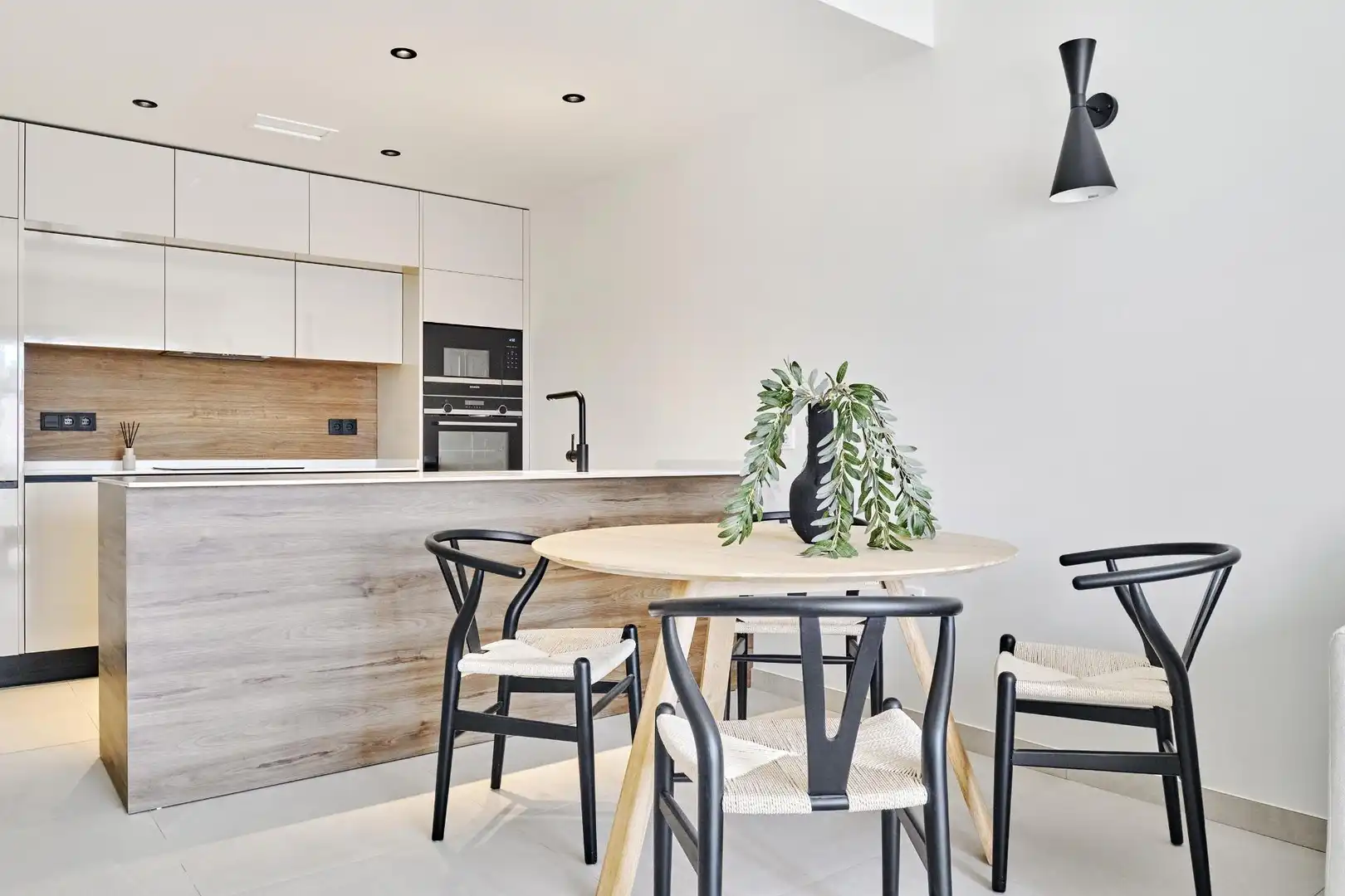 Cocina de Ático en venta en Torrevieja con Aire acondicionado, Calefacción y Jardín privado