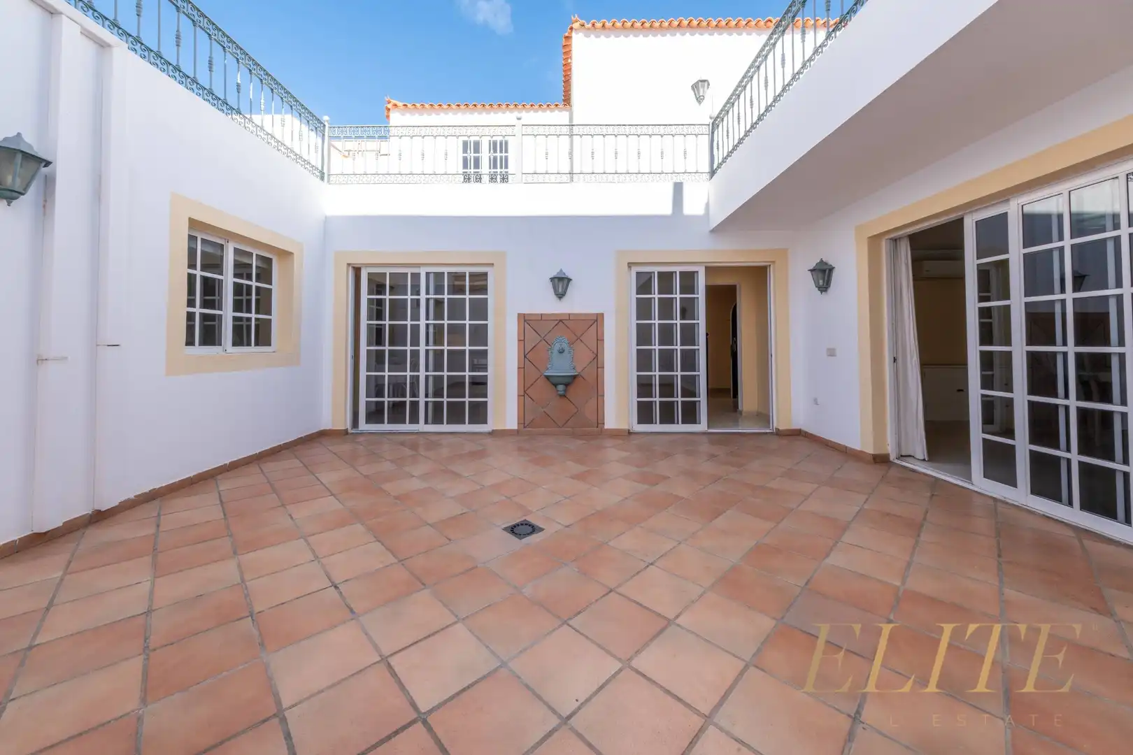 Terrassa de Casa adosada en venda en San Bartolomé de Tirajana amb Aire condicionat, Calefacció i Jardí privat