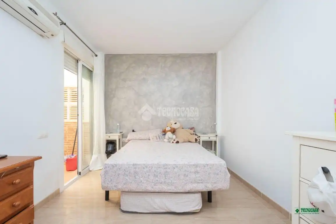 Habitación de Piso en venta en Almería con Aire acondicionado