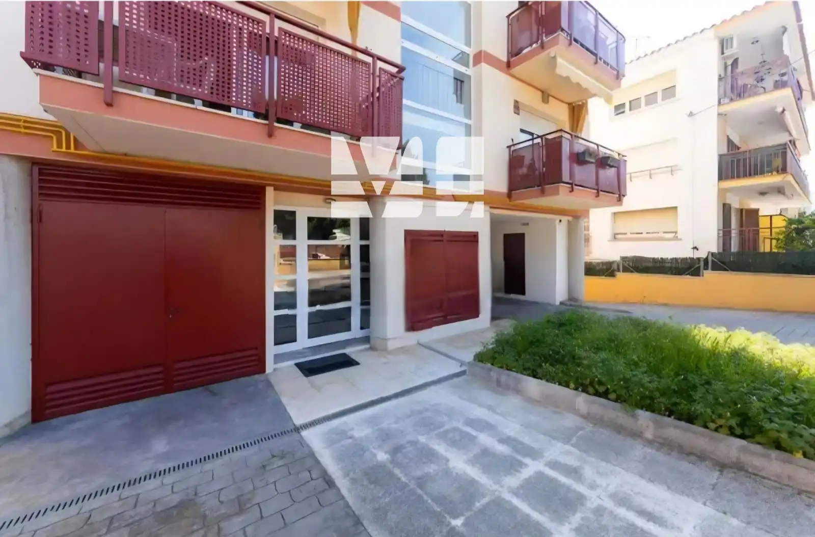 Vista exterior de Piso en venta en Cunit con Aire acondicionado, Calefacción y Terraza