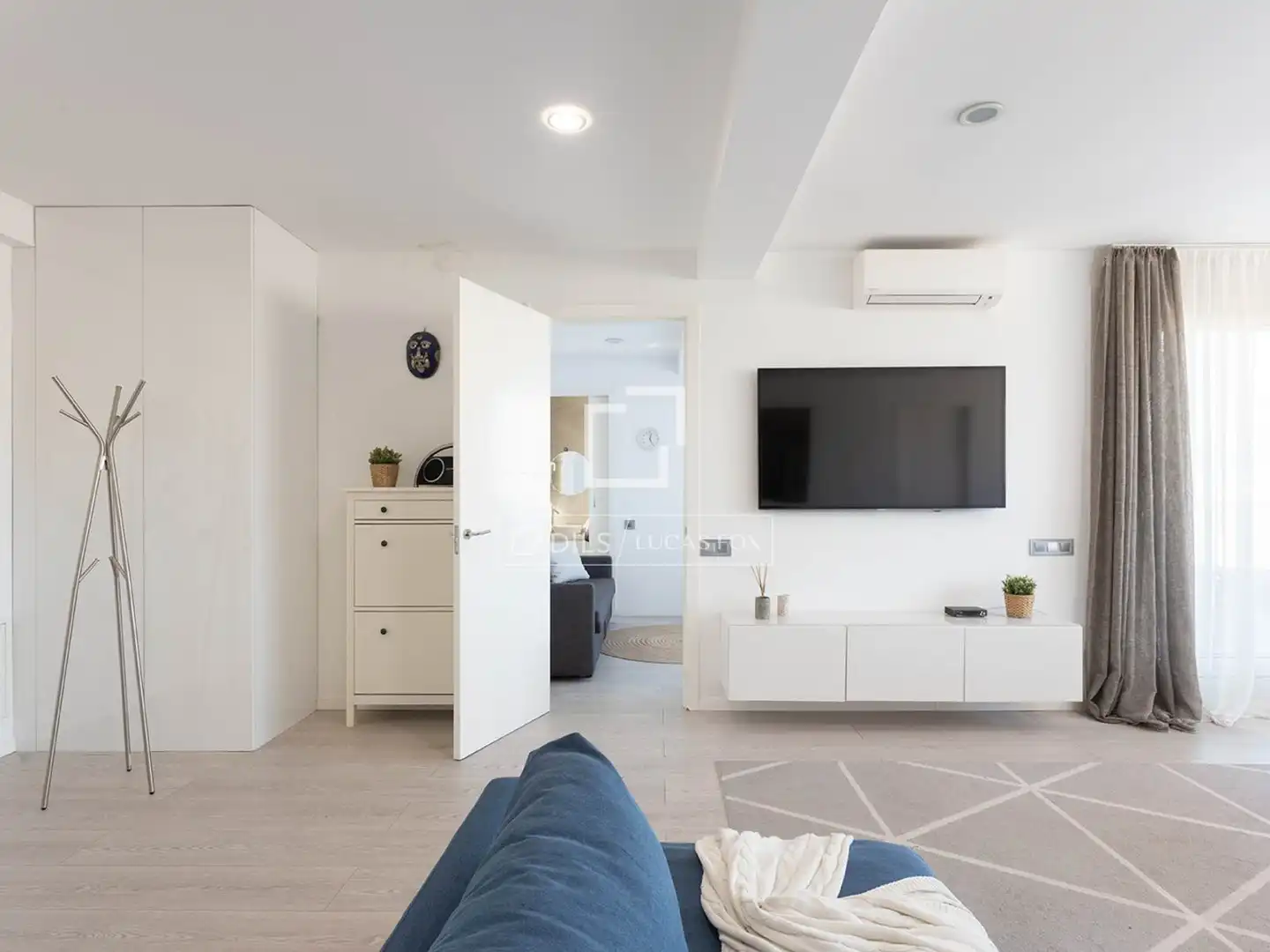 Sala de estar de Ático de alquiler en Barcelona con Aire acondicionado, Calefacción y Terraza
