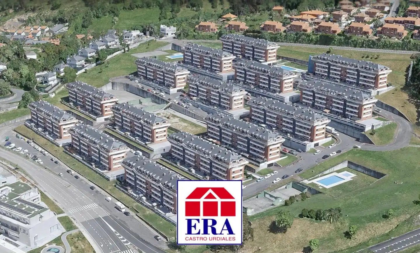 Piso con piscina en venta en Barrio Brazomar 54, imagen 2