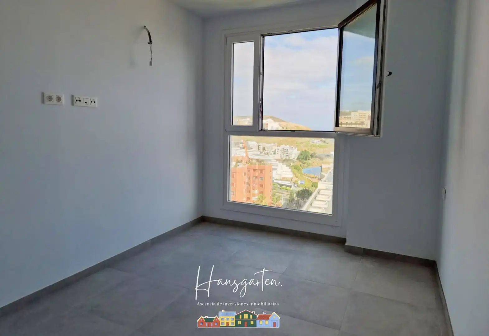 Habitación de Piso en venta en Las Palmas de Gran Canaria con Calefacción, Trastero y Piscina comunitaria