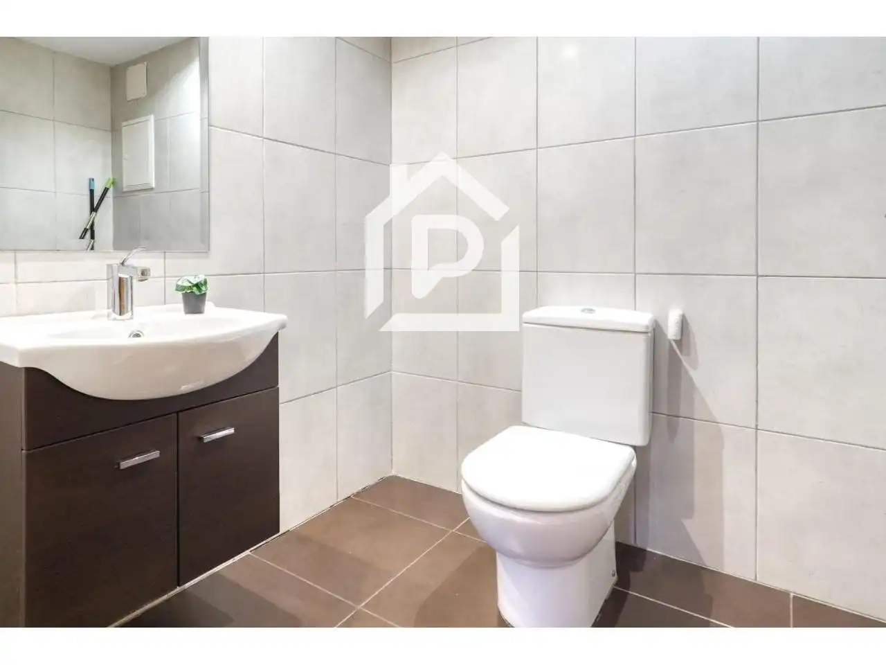 Bathroom of Flat for sale in Centre